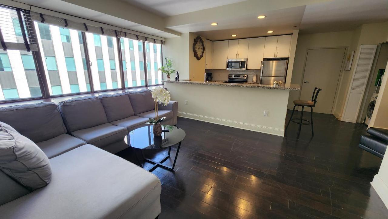 Luxury Downtown La 2Bdr Home ลอสแอนเจลิส ภายนอก รูปภาพ